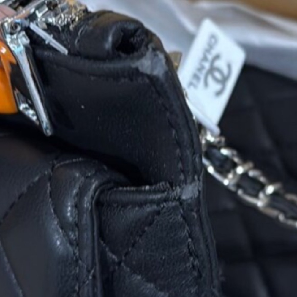 Black Quilted Crossbody Bag Duo - Picture 9 of 10